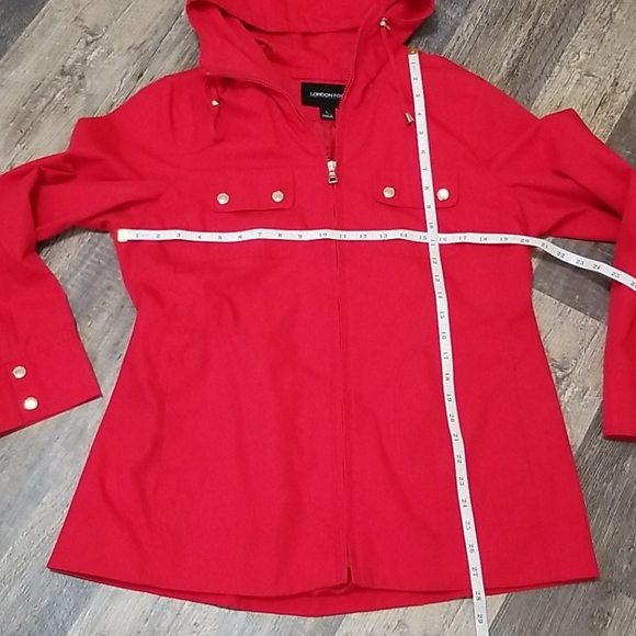 London Fog Red Lightweight Hooded Jacket - Picture 8 of 11